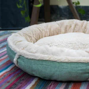 Round Plush Fur Pet Bed with Anti-Slip Base in Pista Green